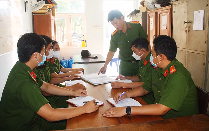 Những cách làm kéo giảm phạm pháp ở Vạn Ninh -0
