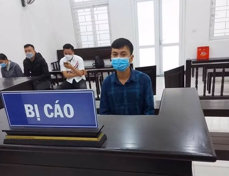 Chiếm đoạt tiền tỷ từ lừa xin học vào trường Công an -0
