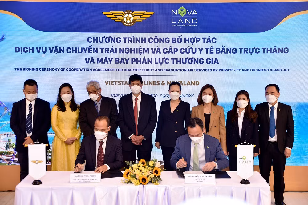 Novaland và Vietstar Airlines: Triển khai dịch vụ vận chuyển trải nghiệm và cấp cứu y tế bằng trực thăng và máy bay phản lực thương gia -0