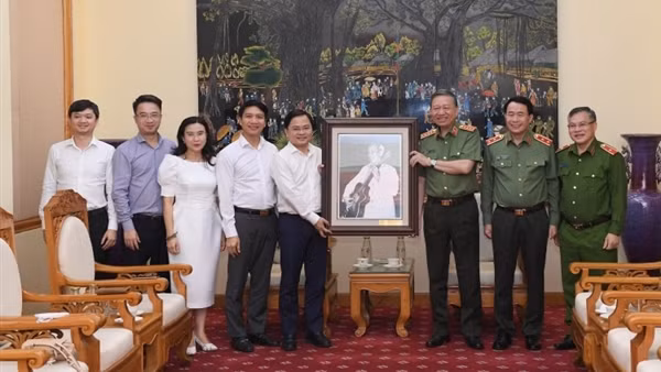 Đảng ủy Công an Trung ương gặp mặt Trung ương Đoàn TNCS Hồ Chí Minh