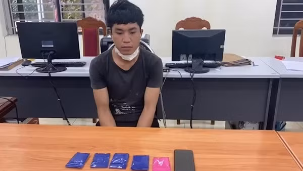 Bắt quả tang vụ mua bán hàng chục nghìn viên ma túy tổng hợp ảnh 3