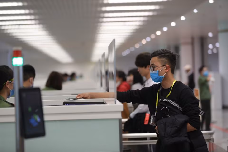 Bệnh đậu mùa khỉ lây lan nhanh, cần giám sát chặt người về từ vùng dịch -0