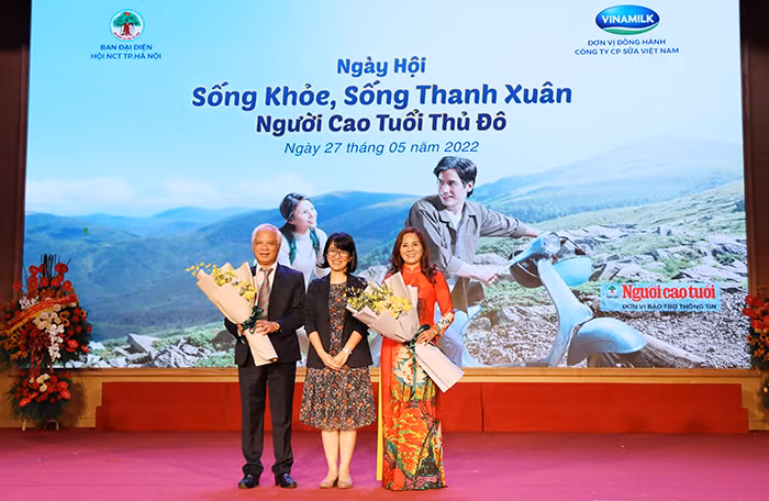 Vinamilk khởi động chuỗi ngày Hội&nbsp;“Sống khỏe, sống thanh xuân” hướng đến&nbsp;người cao tuổi -0