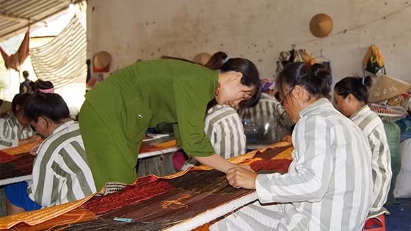 Thêm cơ hội cho phạm nhân được học tập, lao động, cải tạo ảnh 6
