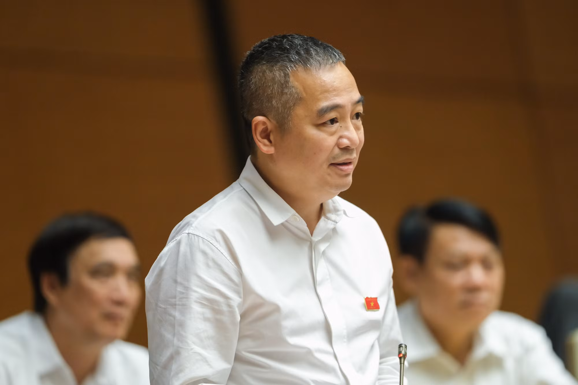 Đại biểu Quốc hội đề nghị làm rõ có “bắt tay” câu kết trên đau khổ của người dân trong đại dịch hay không? -0