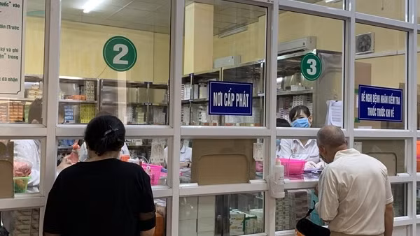 Vaccine "cấp bách" phòng bệnh không thiếu ảnh 2