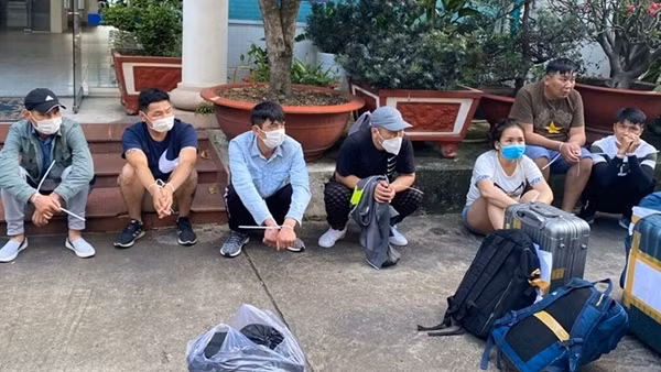 Bắt 5 đối tượng giết người ở Thanh Hóa trốn sang Campuchia ảnh 3