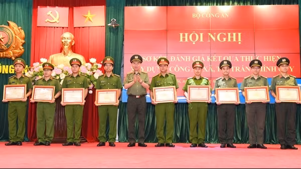 Công an xã chính quy tạo chuyển biến rõ rệt trong công tác bảo đảm ANTT cơ sở