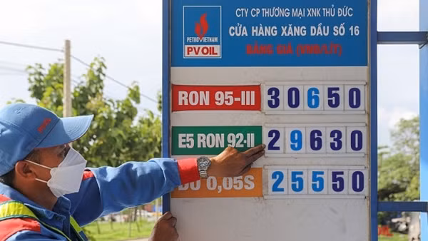Đảm bảo nguồn cung ứng xăng dầu không bị gián đoạn ảnh 2