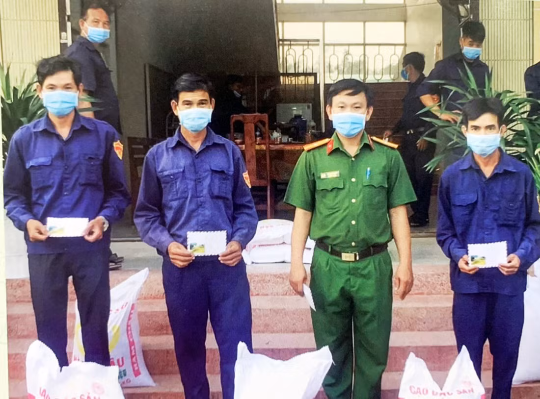 Trọng dân, gần dân, lúc dân cần, lúc dân khó, có Công an -0