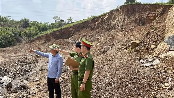 Làm rõ những thông tin liên quan đến hoạt động khai thác đất tại thị xã Bỉm Sơn