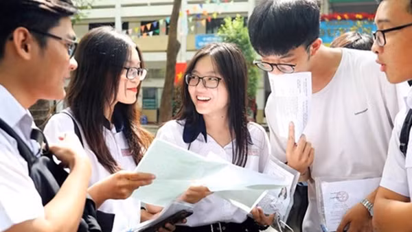 Thí sinh có phải đeo khẩu trang trong phòng thi? ảnh 2