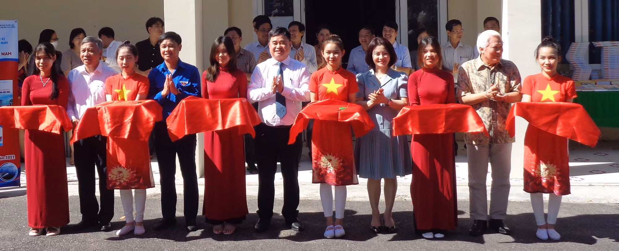 Chuỗi hoạt động đặc biệt hưởng ứng Ngày Sách và Văn hoá đọc, Tuần lễ Biển đảo Việt Nam -0