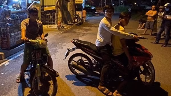 Giả danh Công an, chặn đường người dân cướp tài sản
