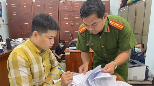 Từ vụ tạt sơn đòi nợ, hàng chục đối tượng cho vay lãi nặng bị xử lý