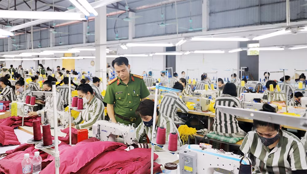Bài 3: Mong mỏi của những người gắn bó với 