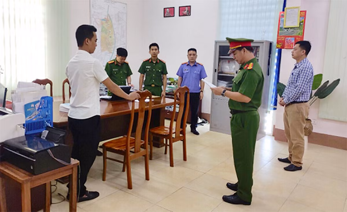 Khởi tố Trưởng phòng Tài nguyên và Môi trường do đền bù sai quy định -0