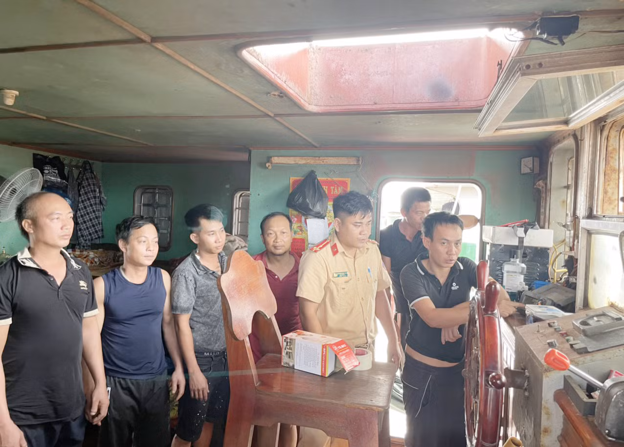 Hàng nghìn khối cát bị khai thác lậu trên vùng biển Cần Giờ như thế nào? -0