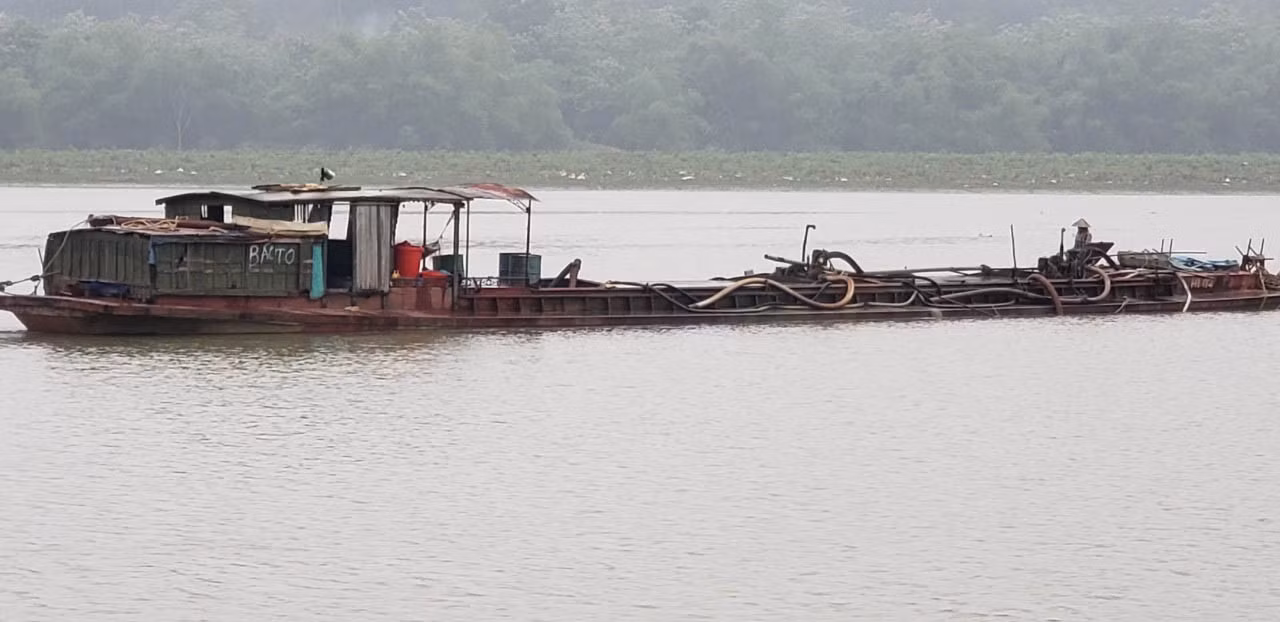 Mật phục bắt “cát tặc” trên sông Hiếu và sông Thạch Hãn -0