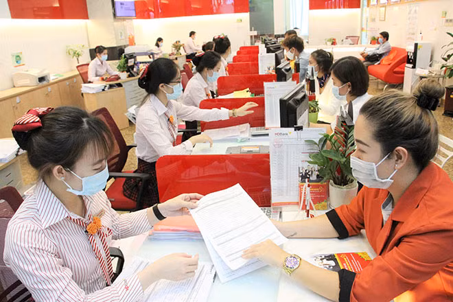Lãi suất hỗ trợ doanh nghiệp giảm từ 1-4,5%/năm. Lãi suất hỗ trợ doanh nghiệp giảm từ 1-4,5%/năm.