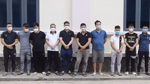Thu mua tài khoản ngân hàng, bán cho tội phạm lừa đảo qua mạng ảnh 3
