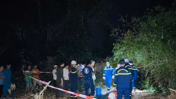 Công an huyện Ea H’leo thăm gia đình 3 học sinh bị đuối nước ảnh 4