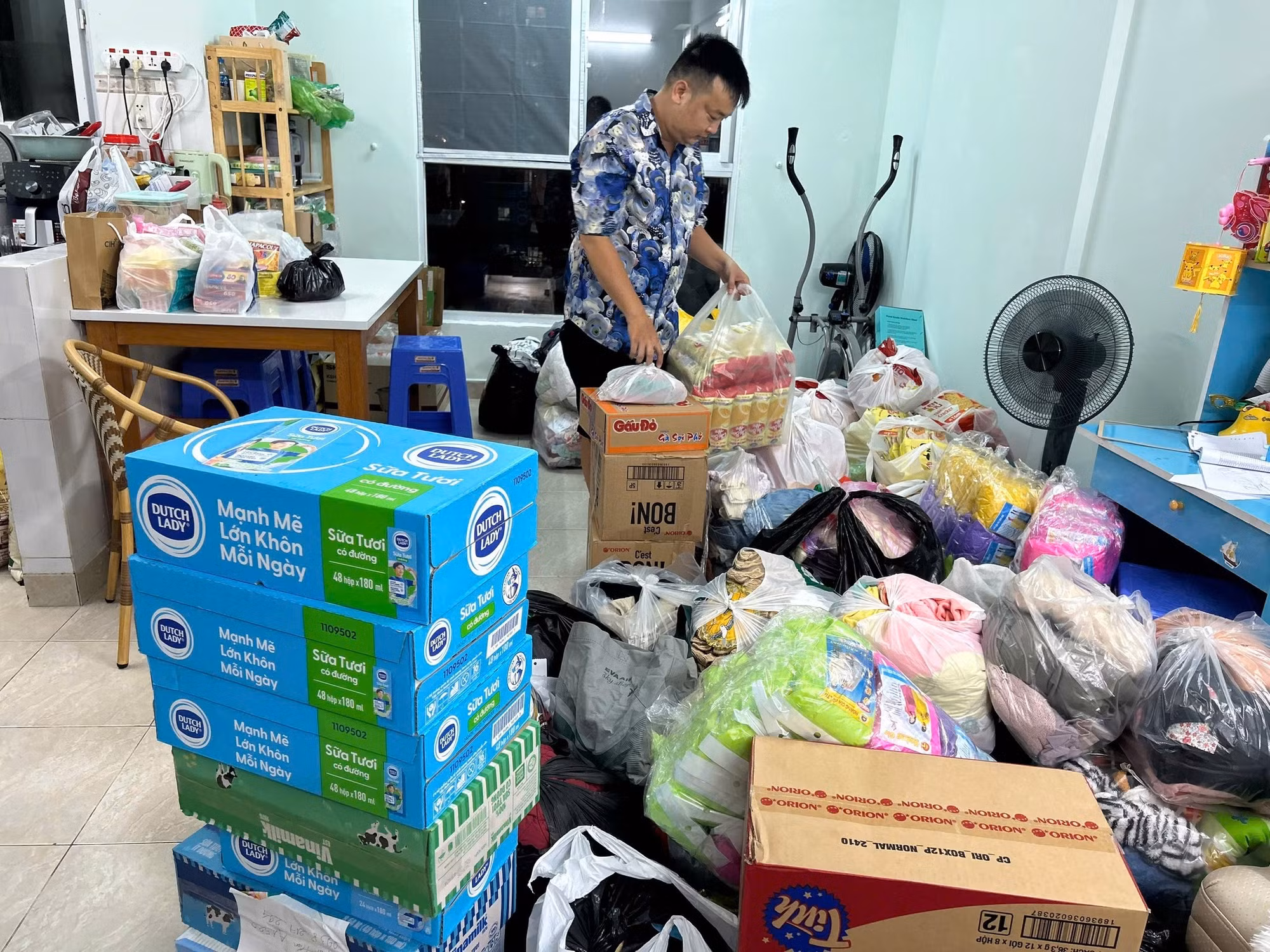 TP Hồ Chí Minh kết nối nghĩa tình đến bà con vùng lũ -0