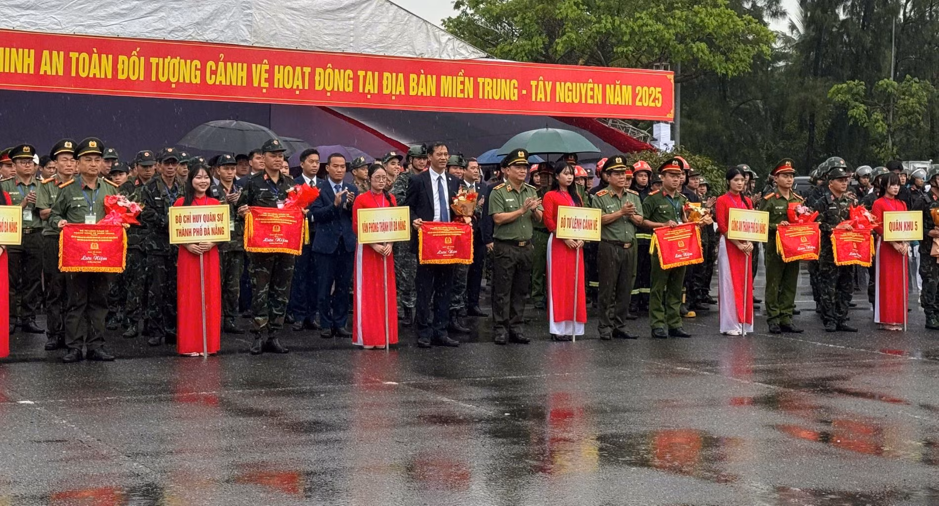 Diễn tập cảnh vệ khu vực miền Trung – Tây Nguyên năm 2025: Tăng cường hiệp đồng, siết chặt kỷ luật, chuẩn hóa nghiệp vụ -0
