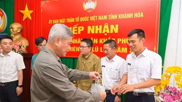 Petrovietnam gửi trọn nghĩa tình, tiếp sức người dân vùng lũ Gia Lai