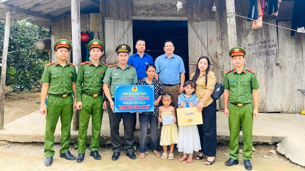 Trưởng Công an xã duy nhất ở Hà Tĩnh được Bộ Công an vinh danh -0