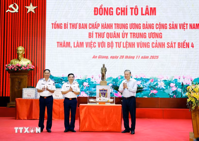 Tổng Bí thư: Tập trung xây dựng Cảnh sát biển theo hướng tinh, gọn, mạnh -0