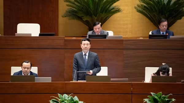 Đề nghị nhà cung cấp và bên triển khai hệ thống phải bồi thường thiệt hại do hệ thống AI gây ra