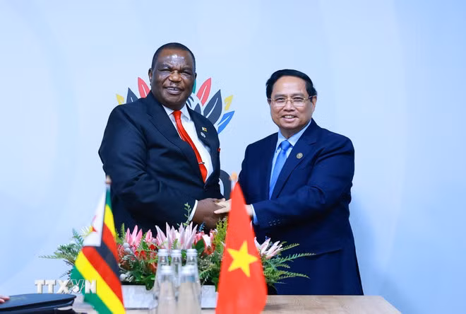 Thủ tướng Phạm Minh Chính gặp gỡ lãnh đạo các nước bên lề Hội nghị G20 -0