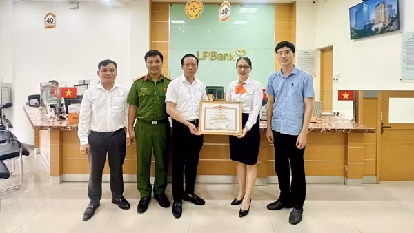LPBank liên tiếp ngăn chặn các vụ lừa đảo chiếm đoạt tài sản