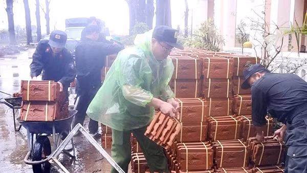 Tăng cường lực lượng hỗ trợ người&nbsp;dân khắc phục hậu quả do mưa lũ tại Gia Lai