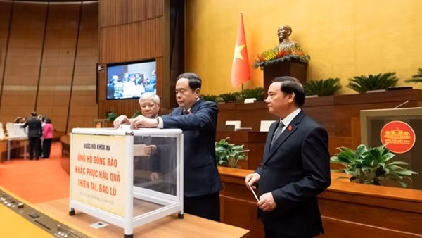 Quốc hội phát động ủng hộ nhân dân khắc phục hậu quả bão lũ