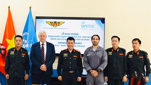 Tổ chức huấn luyện trước SAAT cho sĩ quan GGHB Bộ Công an