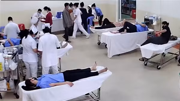 TP Hồ Chí Minh: 79 công nhân, học sinh nhập viện nghi ngộ độc thực phẩm