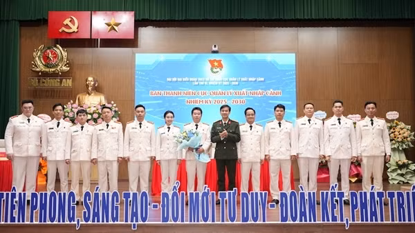 Tuổi trẻ Cục Quản lý xuất nhập cảnh tiên phong sáng tạo, đổi mới tư duy, đoàn kết phát triển