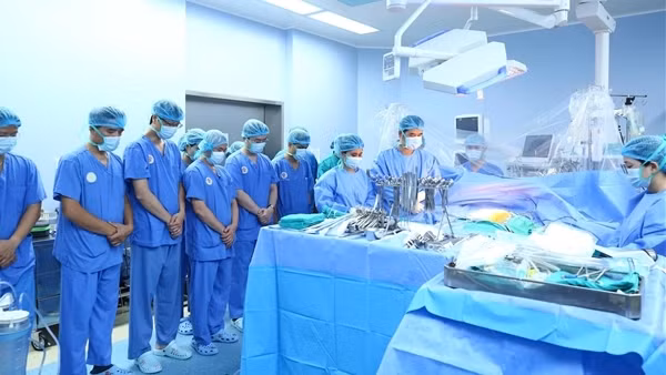 Người đàn ông đột quỵ chết não hiến tạng hồi sinh sự sống 6 cuộc đời