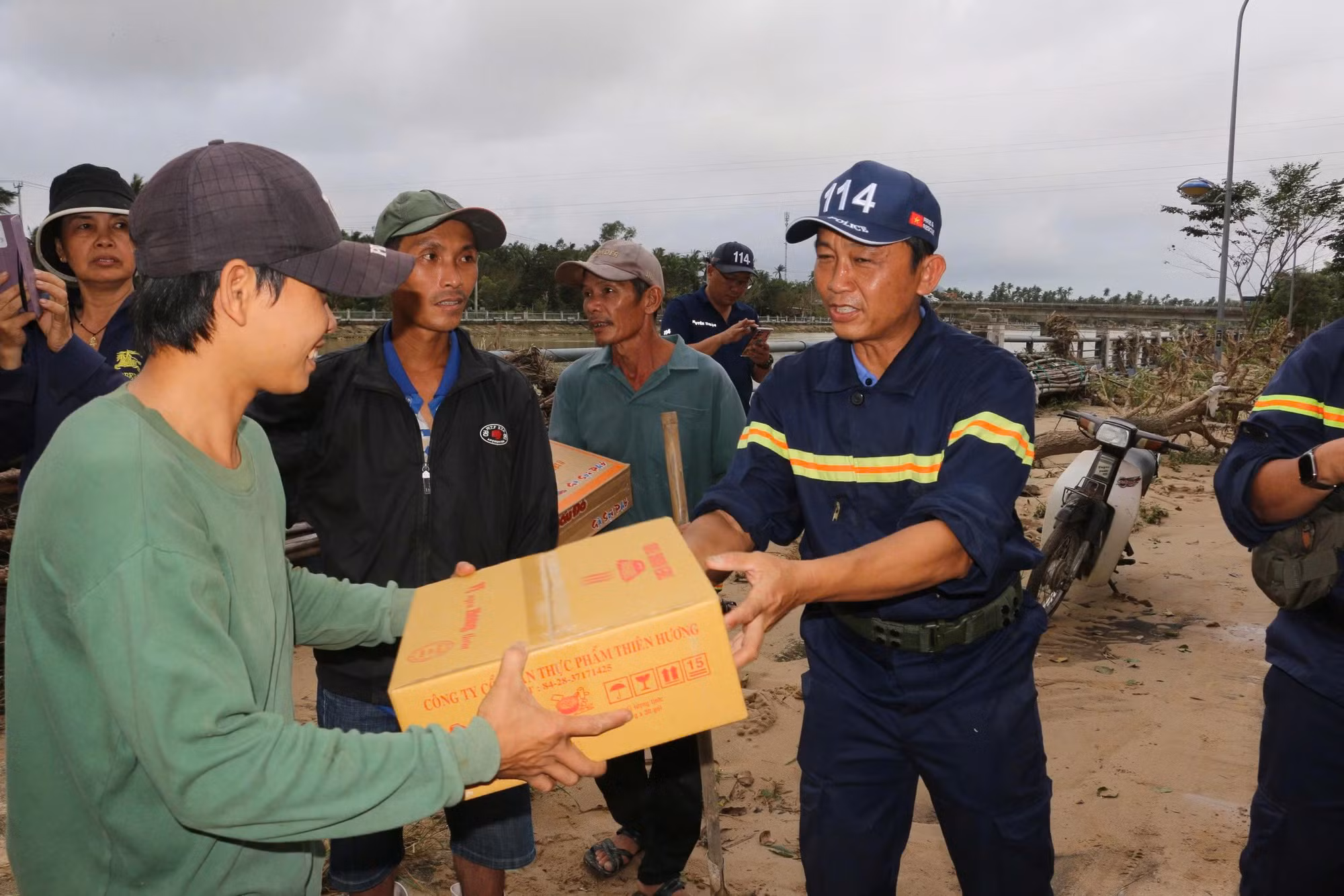 Công an TP Hồ Chí Minh chi viện tỉnh Đắk Lắk: “Mệnh lệnh từ trái tim” -0