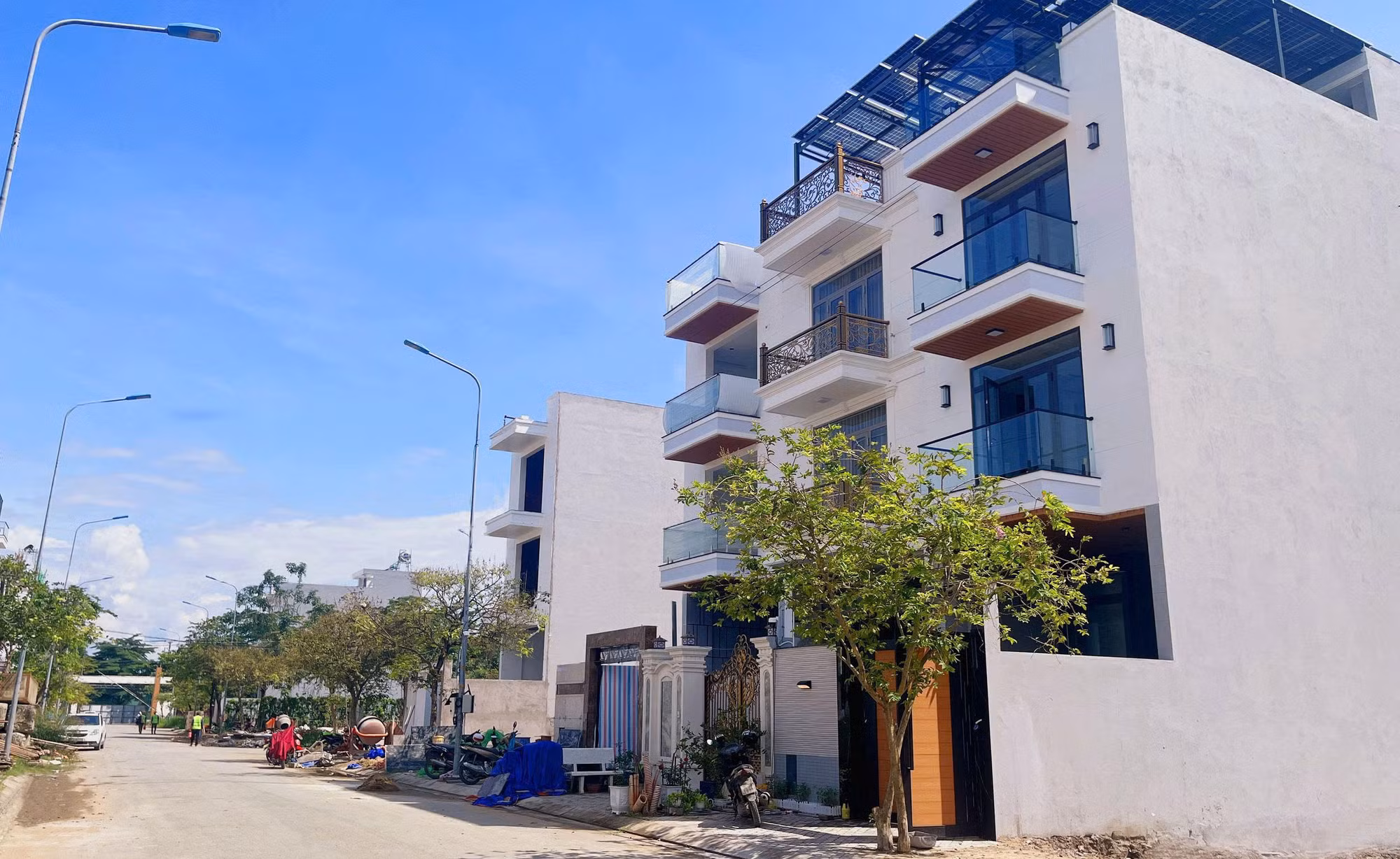 Hàng nghìn hộ dân TP Hồ Chí Minh sắp được nhận nhà, cấp “sổ hồng” khi dự án đồng loạt được gỡ vướng về tiền sử dụng đất -0