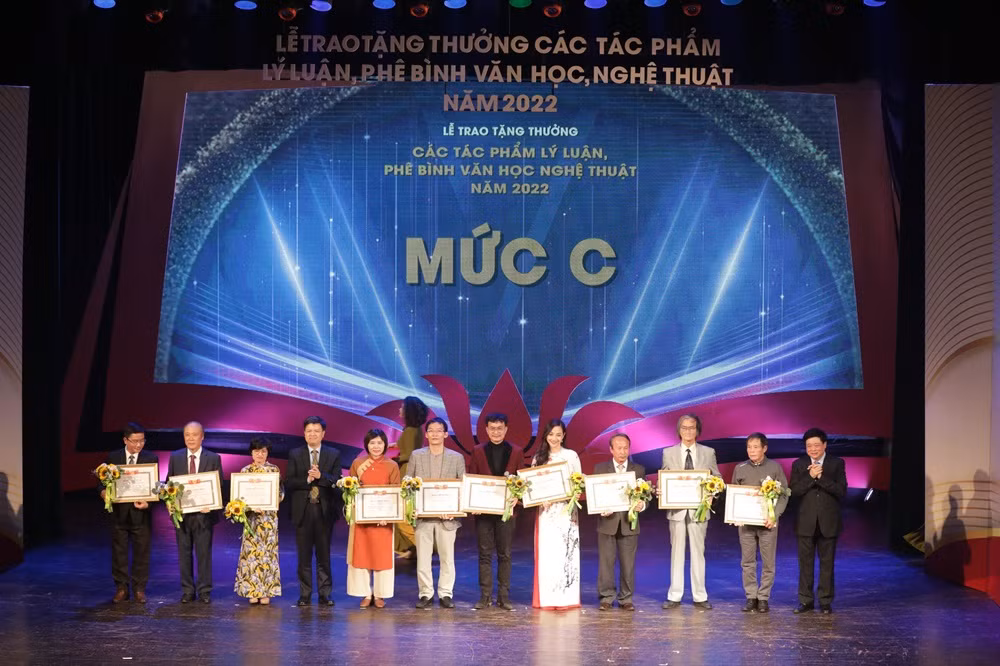 Ban Chuyên đề, Báo CAND nhận Tặng thưởng của Hội đồng Lý luận, phê bình văn học, nghệ thuật Trung ương -0