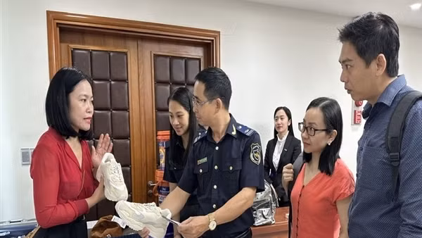 Ngăn chặn hàng lậu, hàng giả và vi phạm sở hữu trí tuệ