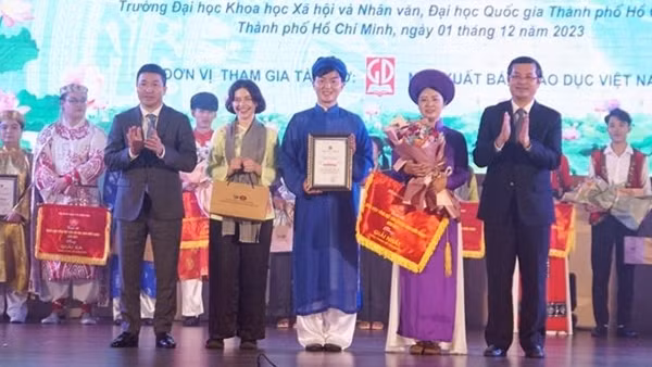 Trao giải cuộc thi "Hùng biện tiếng Việt cho lưu học sinh nước ngoài tại Việt Nam" năm 2023