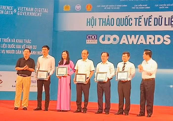 Vĩnh Long xây dựng Chính quyền số gắn liền với cải cách hành chính -0