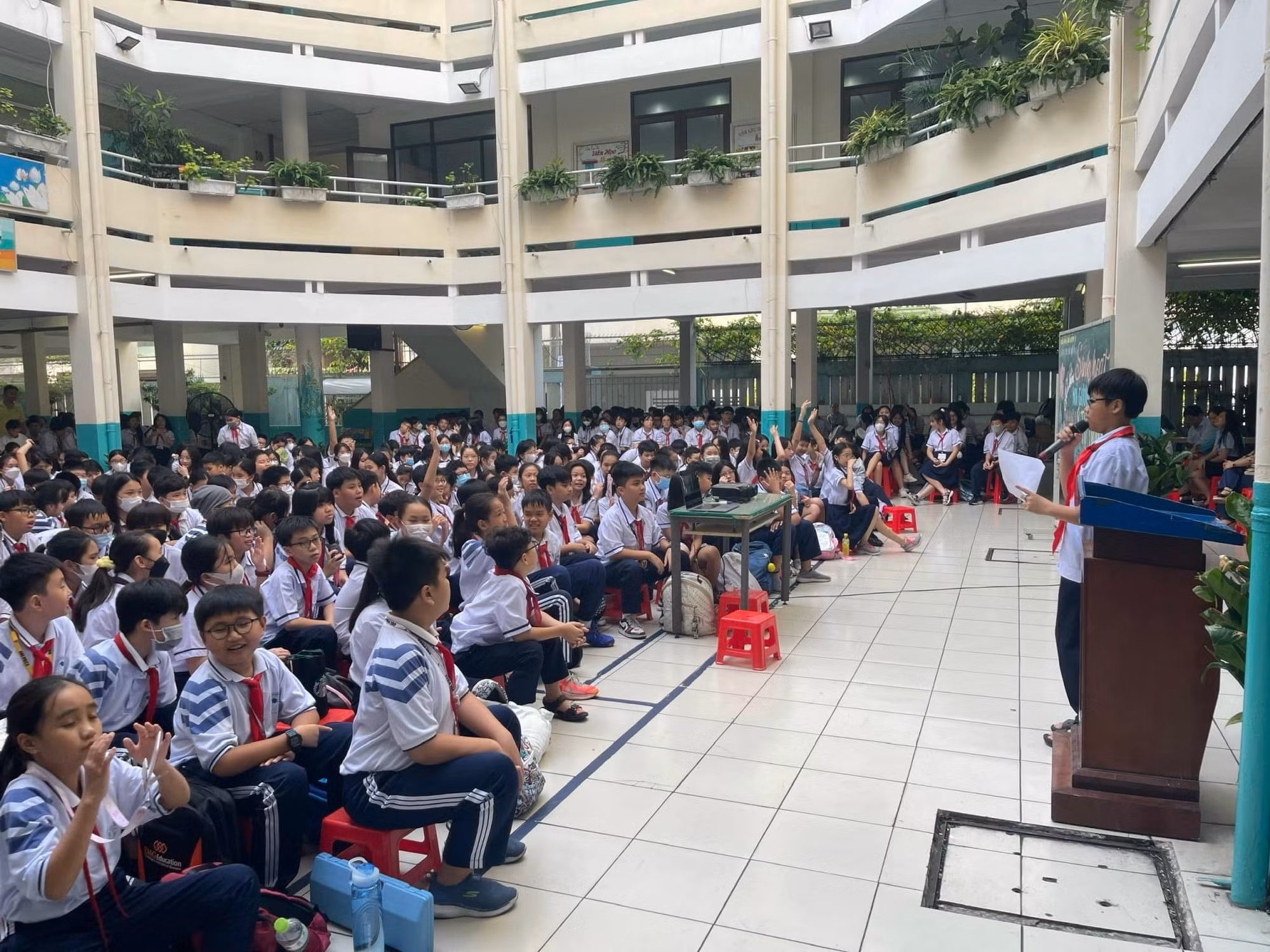 TP Hồ Chí Minh miễn học phí cho học sinh THCS -0