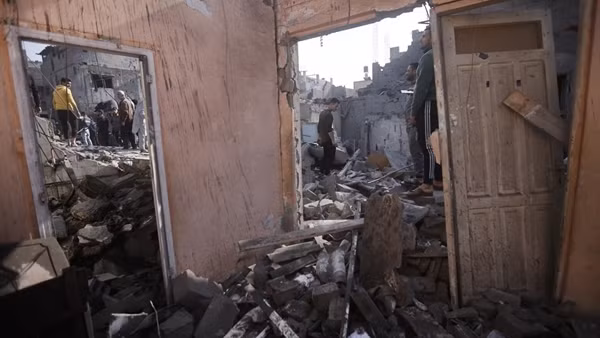 Bom đạn lại rơi ở Gaza khi lệnh ngừng bắn kết thúc