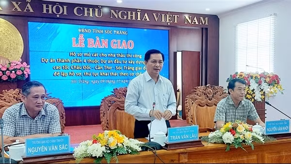 Sóc Trăng bàn giao mỏ cát cho nhà thầu thi công cao tốc Châu Đốc – Cần Thơ – Sóc Trăng
