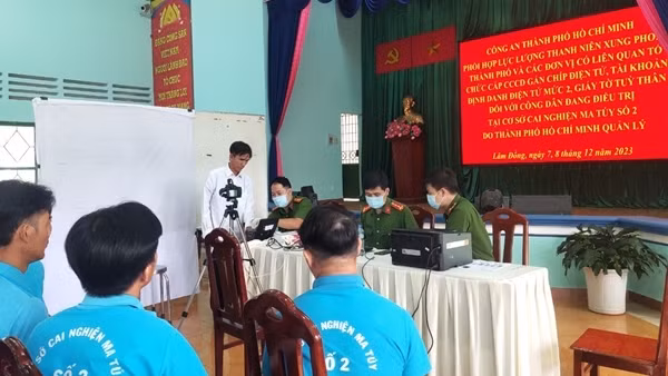 Cấp CCCD, tài khoản định danh điện tử mức 2 đối với 342 trường hợp nhân khẩu đặc biệt